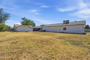 2266 E Willis Rd, Gilbert, AZ 85297 - Photo 78