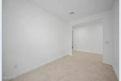 30127 W Palo Brea Way, Buckeye, AZ 85396 - Photo 6