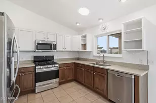 1501 San Clemente Dr, Sierra Vista, AZ 85635 - Photo 6