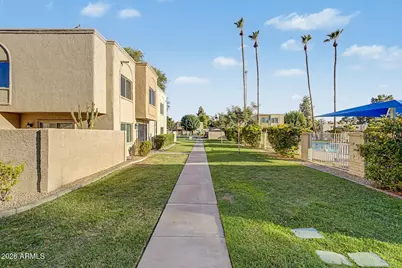 8113 E Glenrosa Avenue, Scottsdale, AZ 85251 - Photo 28