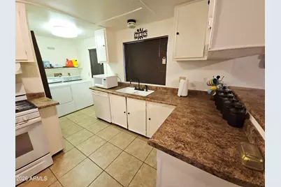 642 N 68th Avenue #79, Phoenix, AZ 85043 - Photo 10