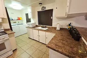 642 N 68th Ave, Phoenix, AZ 85043 - Photo 10