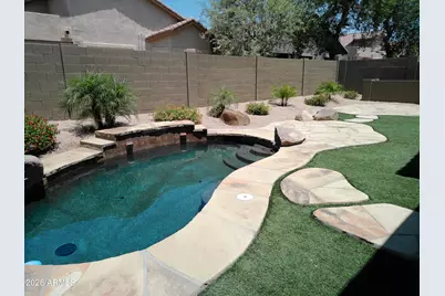 3018 W Sentinel Rock Road, Phoenix, AZ 85086 - Photo 8