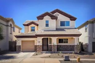 3853 E Branham Ln, Phoenix, AZ 85042 - Photo 1