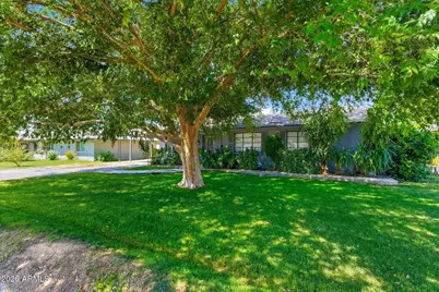 7750 N 17th Drive, Phoenix, AZ 85021 - Photo 2