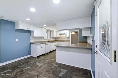 7750 N 17th Drive, Phoenix, AZ 85021 - Photo 10