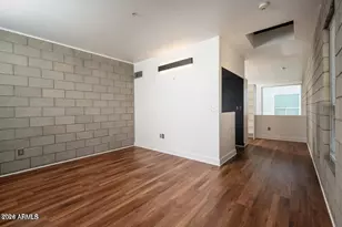 537 E Willetta St, Phoenix, AZ 85004 - Photo 28
