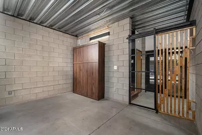 537 E Willetta Street #4, Phoenix, AZ 85004 - Photo 4