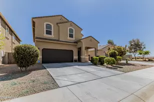 36627 W San Capistrano Ave, Maricopa, AZ 85138 - Photo 2