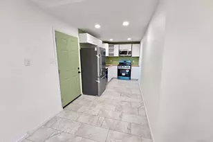 8375 W Madison St, Peoria, AZ 85345 - Photo 6