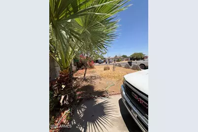 18238 N 34th Avenue, Phoenix, AZ 85053 - Photo 2