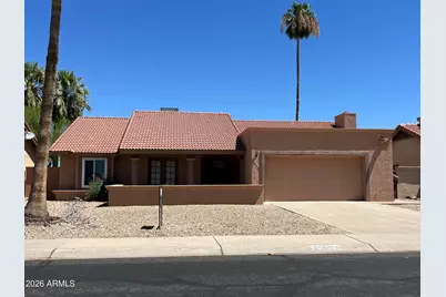 10624 W Griswold Road, Peoria, AZ 85345 - Photo 2