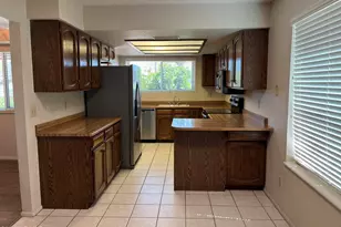 10624 W Griswold Rd, Peoria, AZ 85345 - Photo 8