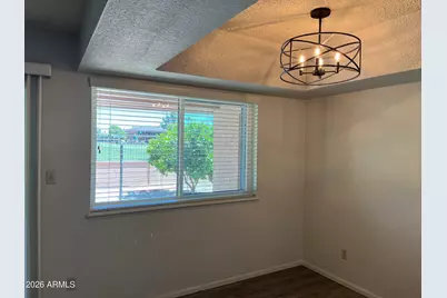 10624 W Griswold Road, Peoria, AZ 85345 - Photo 6