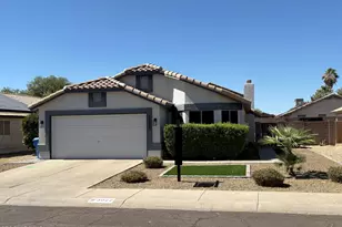 3022 E Topeka Dr, Phoenix, AZ 85050 - Photo 1