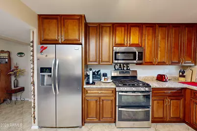 10821 W Roundelay Circle, Sun City, AZ 85351 - Photo 16