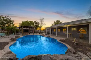 26213 S Grapefruit Dr, Queen Creek, AZ 85142 - Photo 8