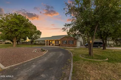 26213 S Grapefruit Drive, Queen Creek, AZ 85142 - Photo 4