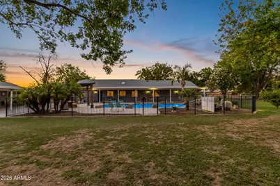 26213 S Grapefruit Drive, Queen Creek, AZ 85142 - Photo 10