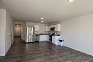 10403 W Santiago Dr, Arizona City, AZ 85123 - Photo 4