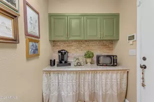 6409 S Hazelton Ln, Tempe, AZ 85283 - Photo 32
