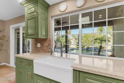 6409 S Hazelton Lane, Tempe, AZ 85283 - Photo 18