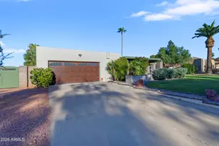 6409 S Hazelton Ln, Tempe, AZ 85283 - Photo 6
