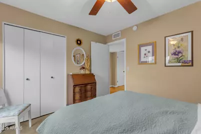 6409 S Hazelton Lane, Tempe, AZ 85283 - Photo 46