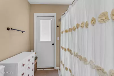 6409 S Hazelton Lane, Tempe, AZ 85283 - Photo 36