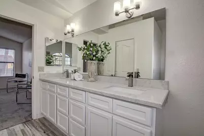 4435 E Amberwood Drive, Phoenix, AZ 85048 - Photo 10