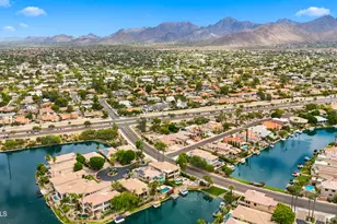 10180 E Cochise Dr, Scottsdale, AZ 85258 - Photo 18