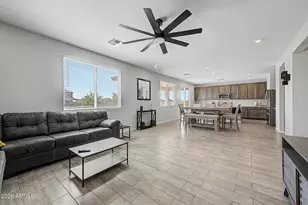 123 S Siena Ln, Casa Grande, AZ 85122 - Photo 2