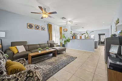 2544 E Marguerite Avenue, Phoenix, AZ 85040 - Photo 4
