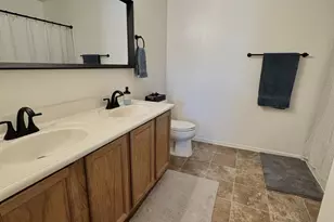 18546 W Legend Dr, Surprise, AZ 85374 - Photo 10