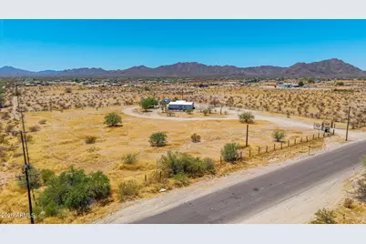 53679 W Barnes Road, Maricopa, AZ 85139 - Photo 10