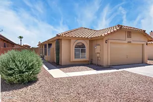 2923 E Muirwood Dr, Phoenix, AZ 85048 - Photo 2