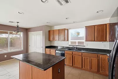 20470 N Tammy Street, Maricopa, AZ 85138 - Photo 12