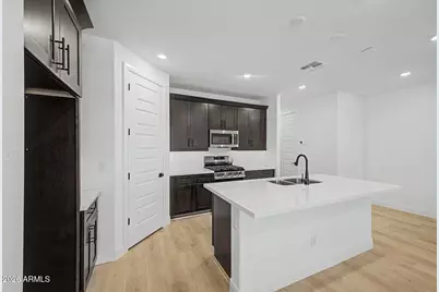 13975 W Luke Parkway #143, Surprise, AZ 85374 - Photo 8