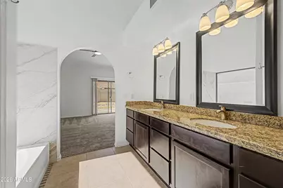 7810 W Bloomfield Road, Peoria, AZ 85381 - Photo 18