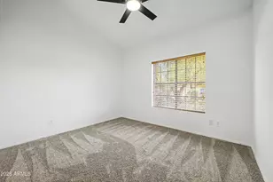 7810 W Bloomfield Rd, Peoria, AZ 85381 - Photo 20