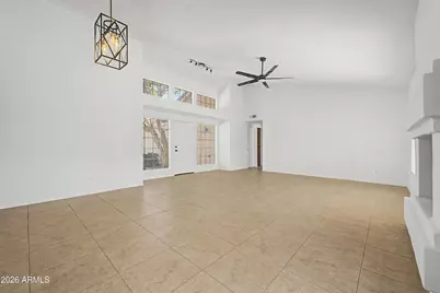 7810 W Bloomfield Road, Peoria, AZ 85381 - Photo 6