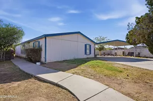1420 N Cheri Lynn Dr, Chandler, AZ 85225 - Photo 2