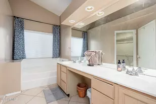 4139 E Siesta Ln, Phoenix, AZ 85050 - Photo 12