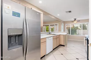 4139 E Siesta Ln, Phoenix, AZ 85050 - Photo 10