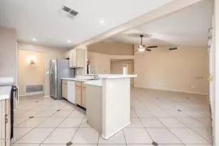 4139 E Siesta Ln, Phoenix, AZ 85050 - Photo 8