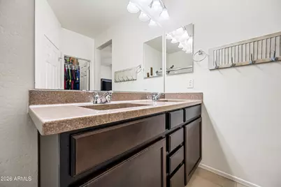 12118 W Hide Trail, Peoria, AZ 85383 - Photo 30