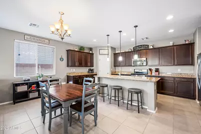 12118 W Hide Trail, Peoria, AZ 85383 - Photo 12