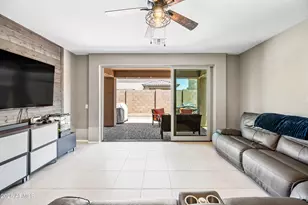 12118 W Hide Trail, Peoria, AZ 85383 - Photo 18