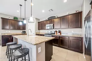 12118 W Hide Trail, Peoria, AZ 85383 - Photo 6