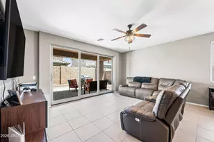 12118 W Hide Trail, Peoria, AZ 85383 - Photo 12